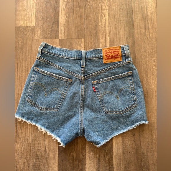 Levi’s 501® WOMENS SHORTS size 27 - Picture 5 of 6